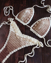 Crocheted bikini set with shell details handmade by La Knitteria