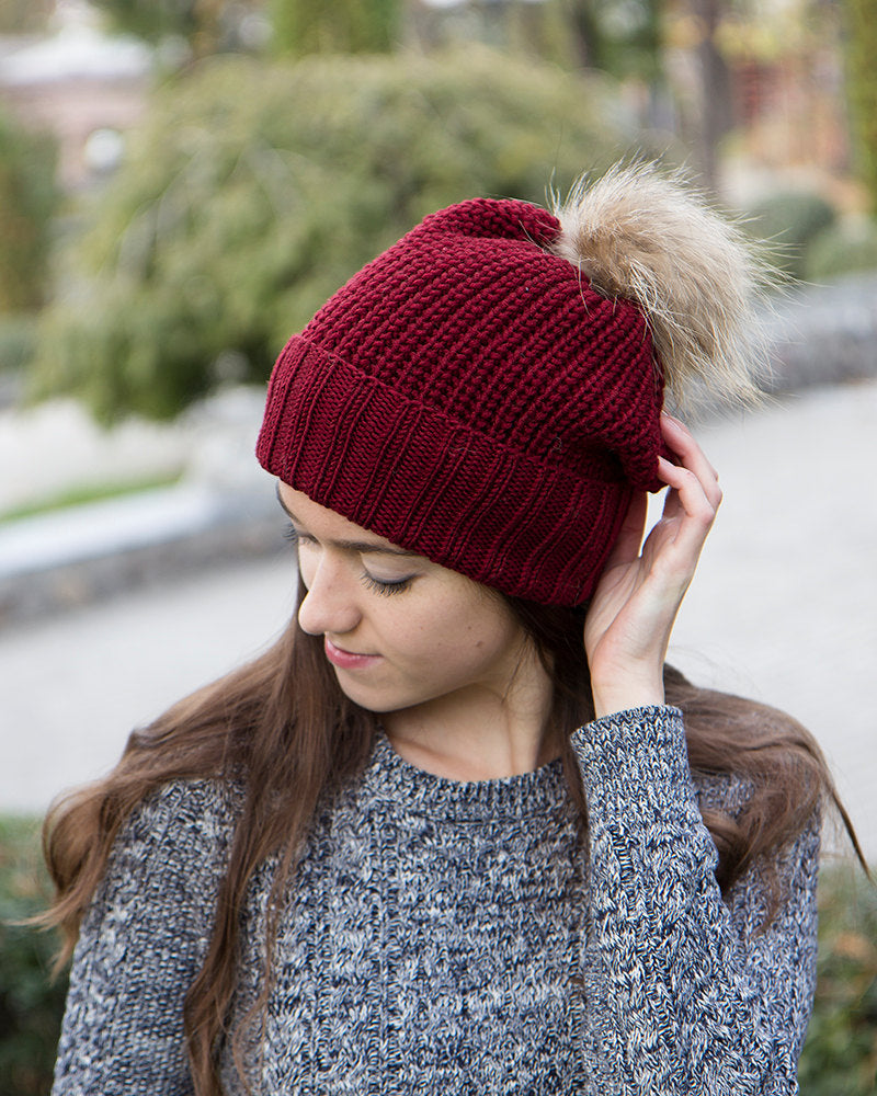 ribbed slouchy hat with fur pom pom