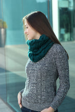 emerald green knitted infinity scarf