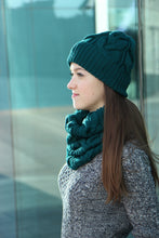 luxurious set of merino wool hat and scarf