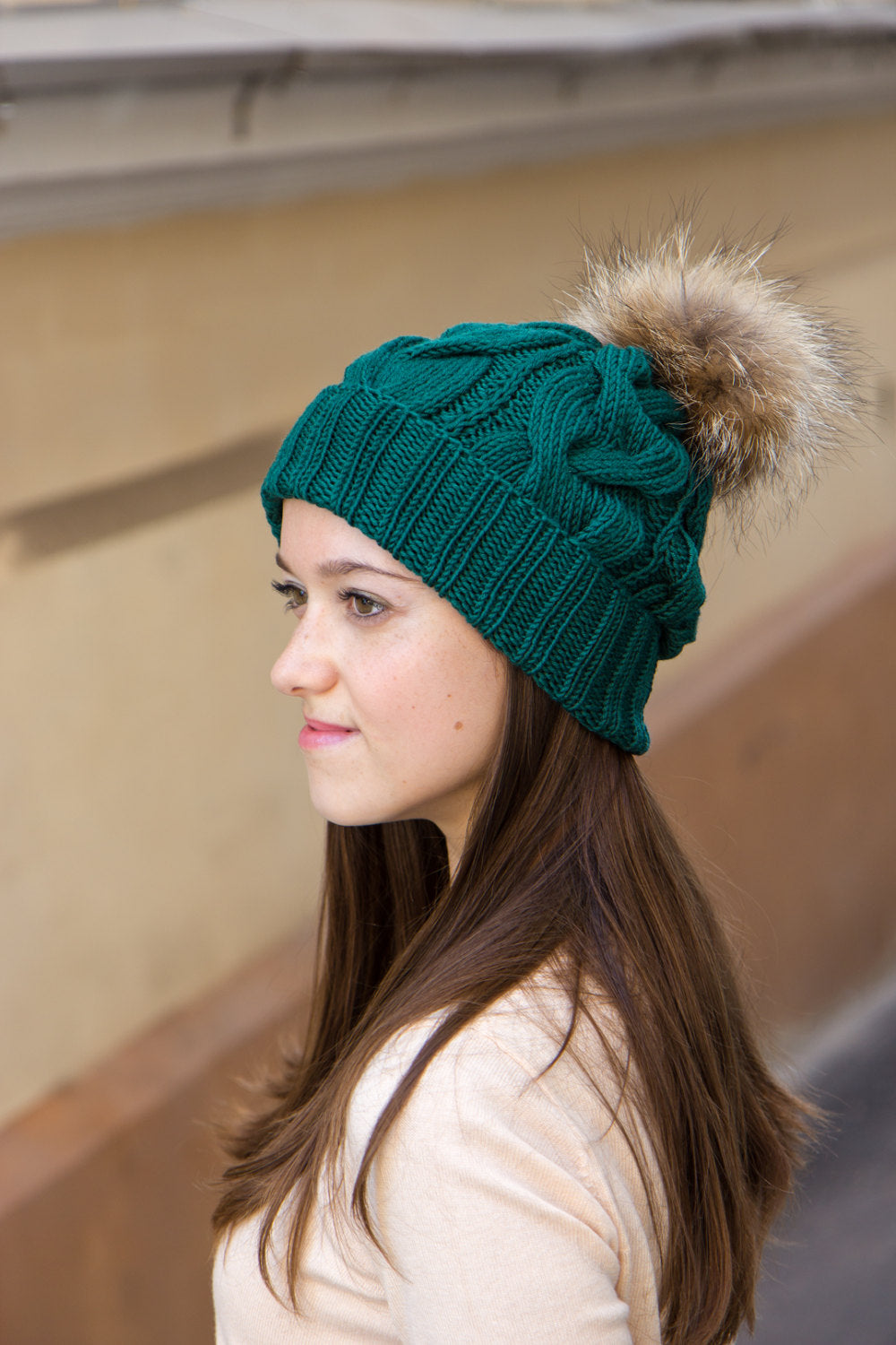 fur pom pom knit beanie
